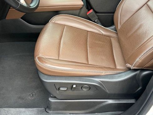 Certified 2024 Chevrolet Suburban High Country image 43