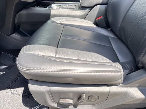 Used 2024 Ford Expedition Max XLT RWD image 28