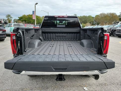 New 2025 GMC Sierra 3500 SLT w/ SLT Convenience Package AWD/4WD image 11
