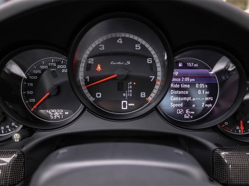 Used 2015 Porsche 911 Turbo S image 22