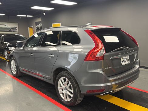 Used 2017 Volvo XC60 T5 w/ Tailgate Package FWD image 8