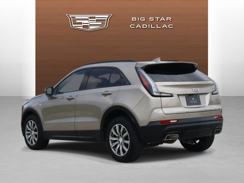 Used 2023 Cadillac XT4 Sport FWD image 3