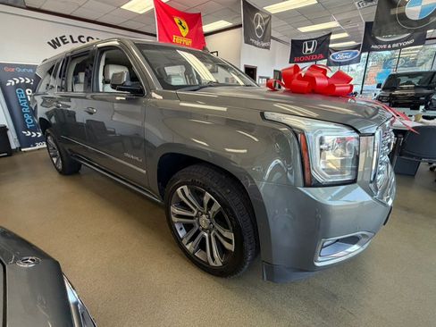 Used 2018 GMC Yukon XL Denali AWD/4WD image 15