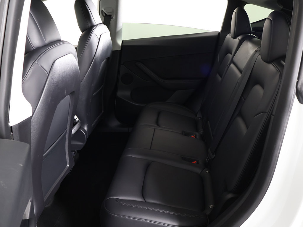 Used 2022 Tesla Model Y Performance AWD/4WD image 36