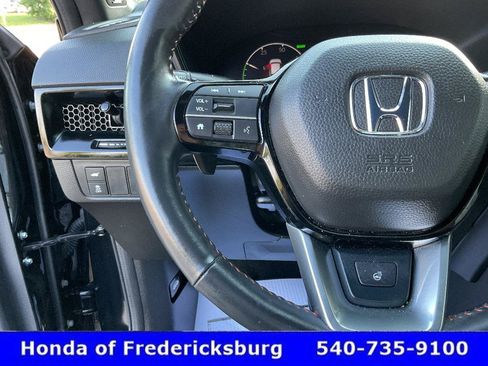 Used 2025 Honda CR-V Sport Touring image 31