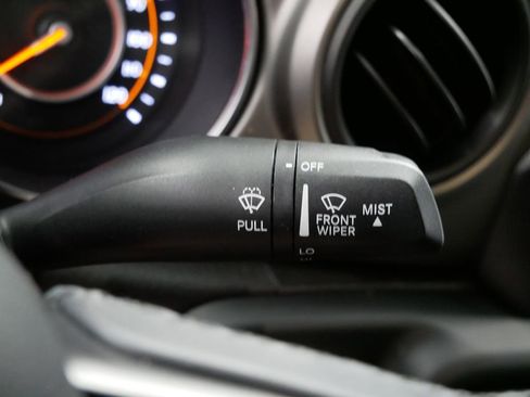 Certified 2019 Jeep Wrangler Sport image 16