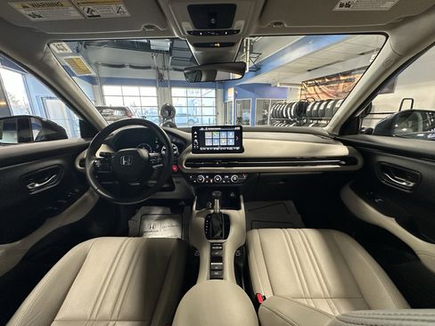 Used 2023 Honda HR-V EX-L image 20