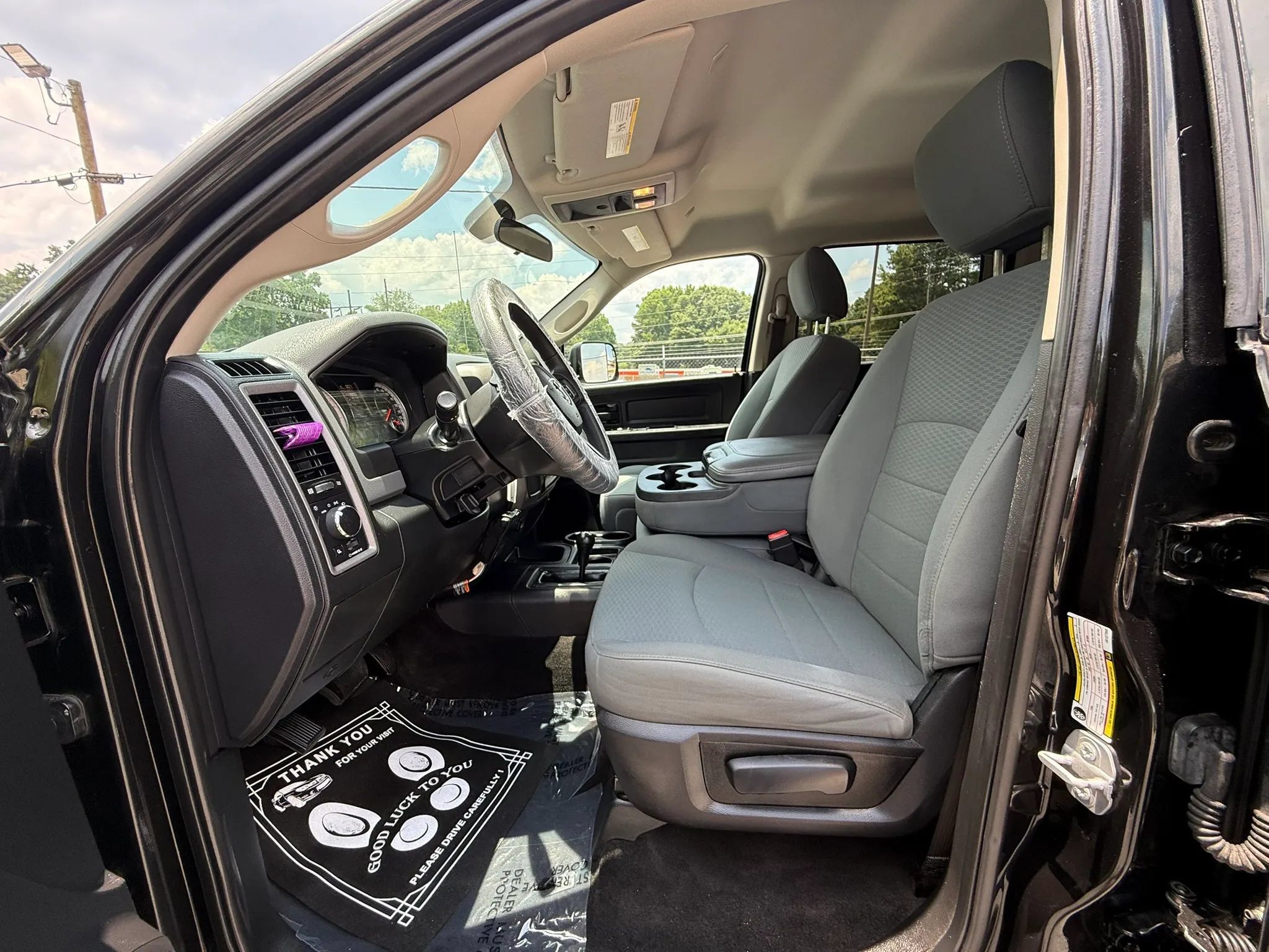 Used 2018 RAM 2500 Tradesman w/ Chrome Appearance Group AWD/4WD image 12