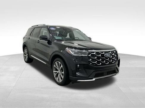 Used 2025 Ford Explorer Platinum w/ Ultimate Package AWD/4WD image 5