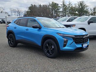 New 2026 Chevrolet Trax LT w/ Sunroof Package FWD video 2