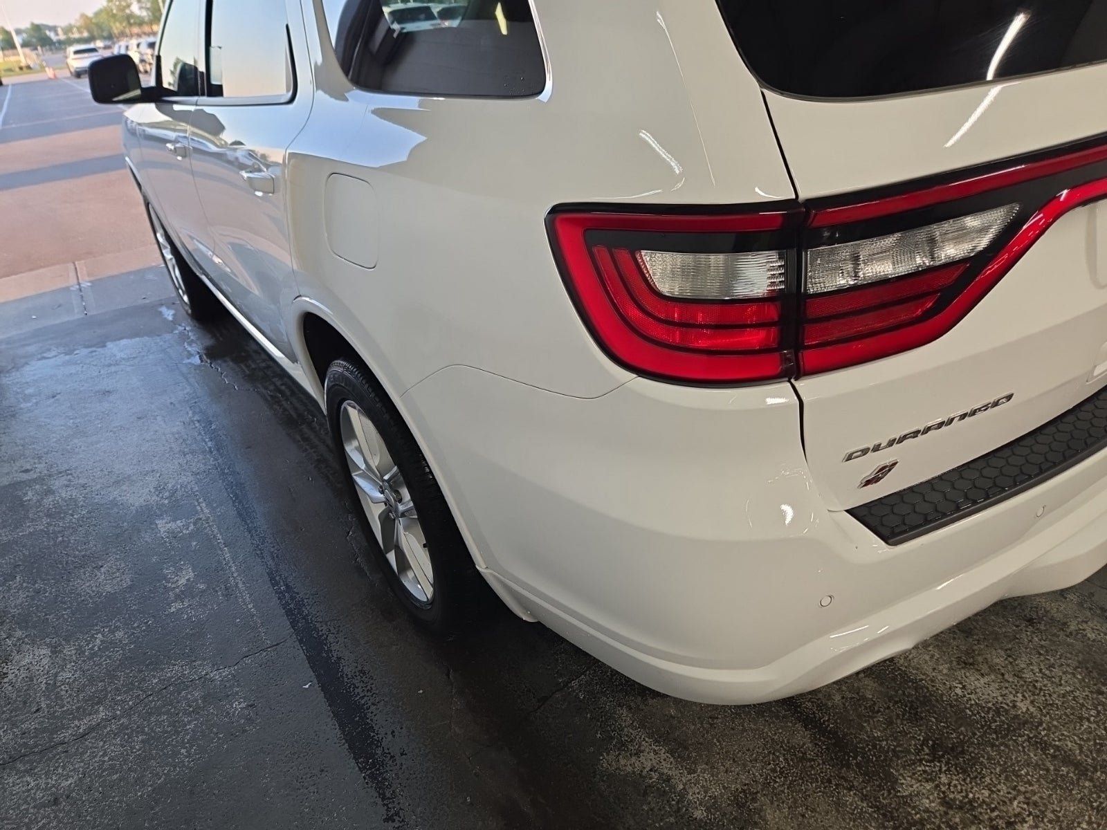 Used 2025 Dodge Durango GT AWD/4WD image 4