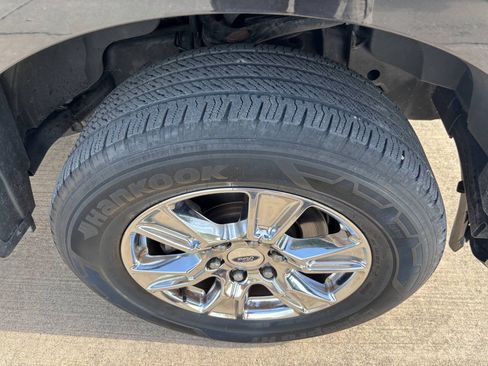 Used 2015 Ford F150 XLT w/ Equipment Group 302A Luxury RWD image 19