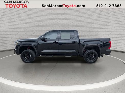 Used 2025 Toyota Tundra SR5 AWD/4WD image 9