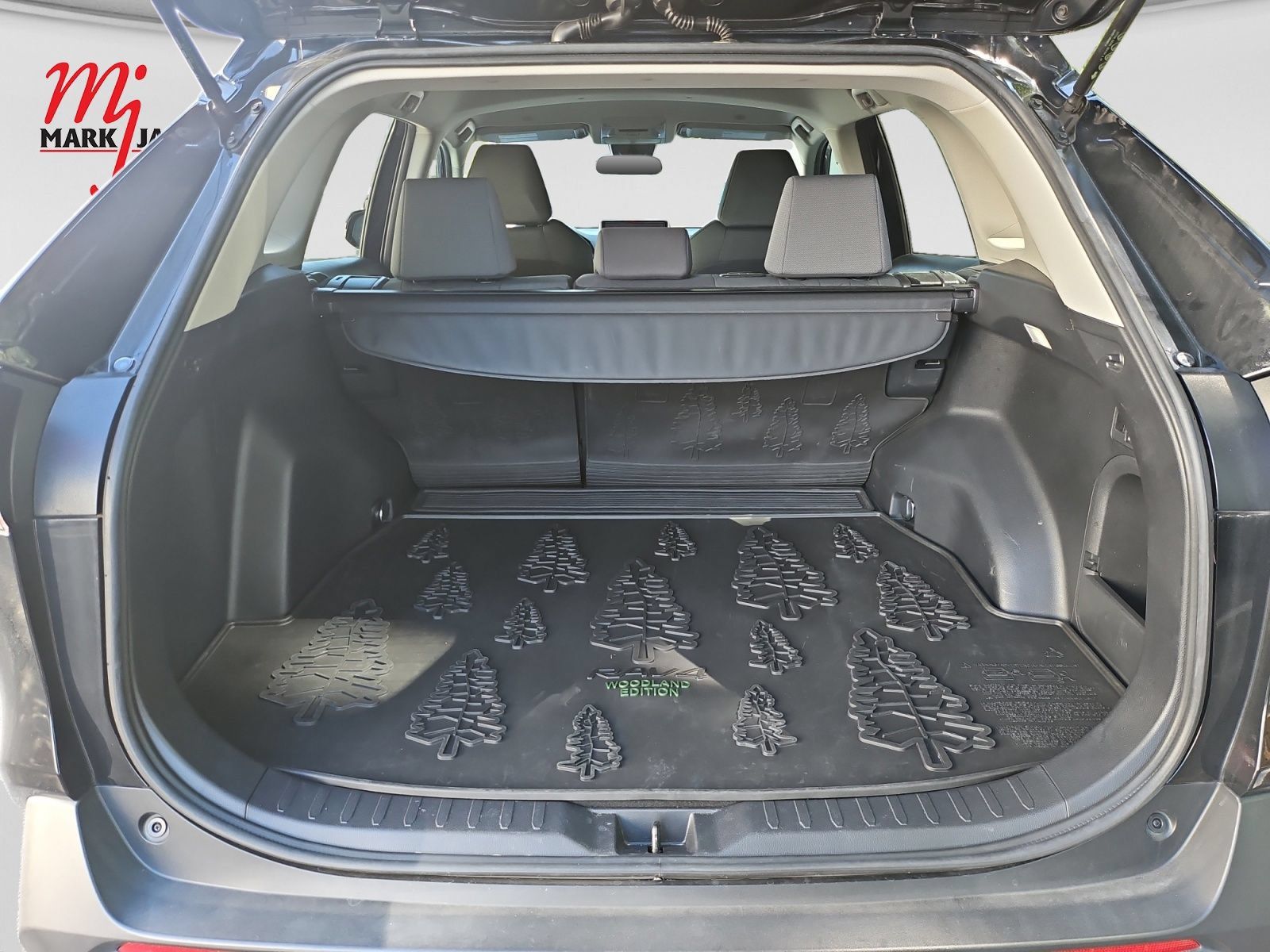 Used 2024 Toyota RAV4 AWD Hybrid image 19