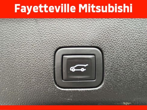 Used 2023 Chevrolet Tahoe LT AWD/4WD image 17