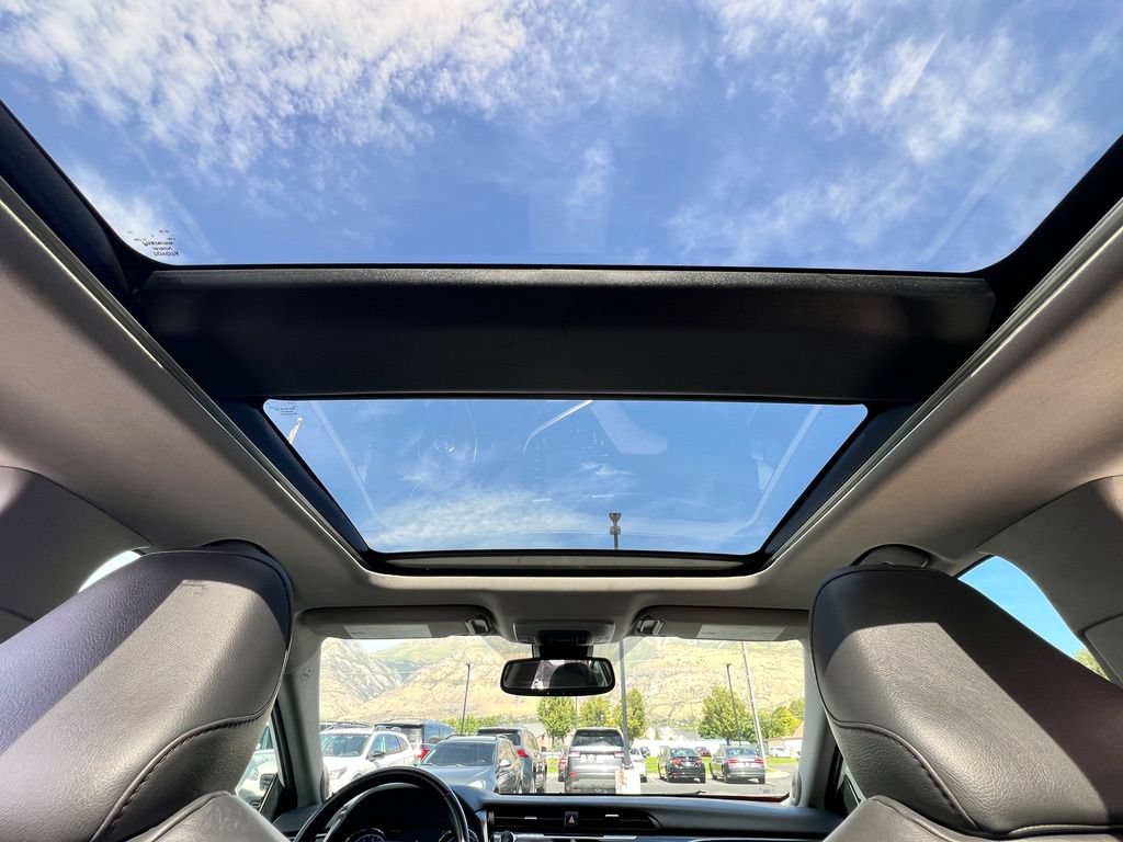 Used 2019 Toyota Camry XLE w/ Driver Assist Package FWD image 21