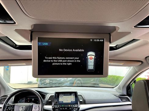 Used 2023 Honda Odyssey Touring image 36