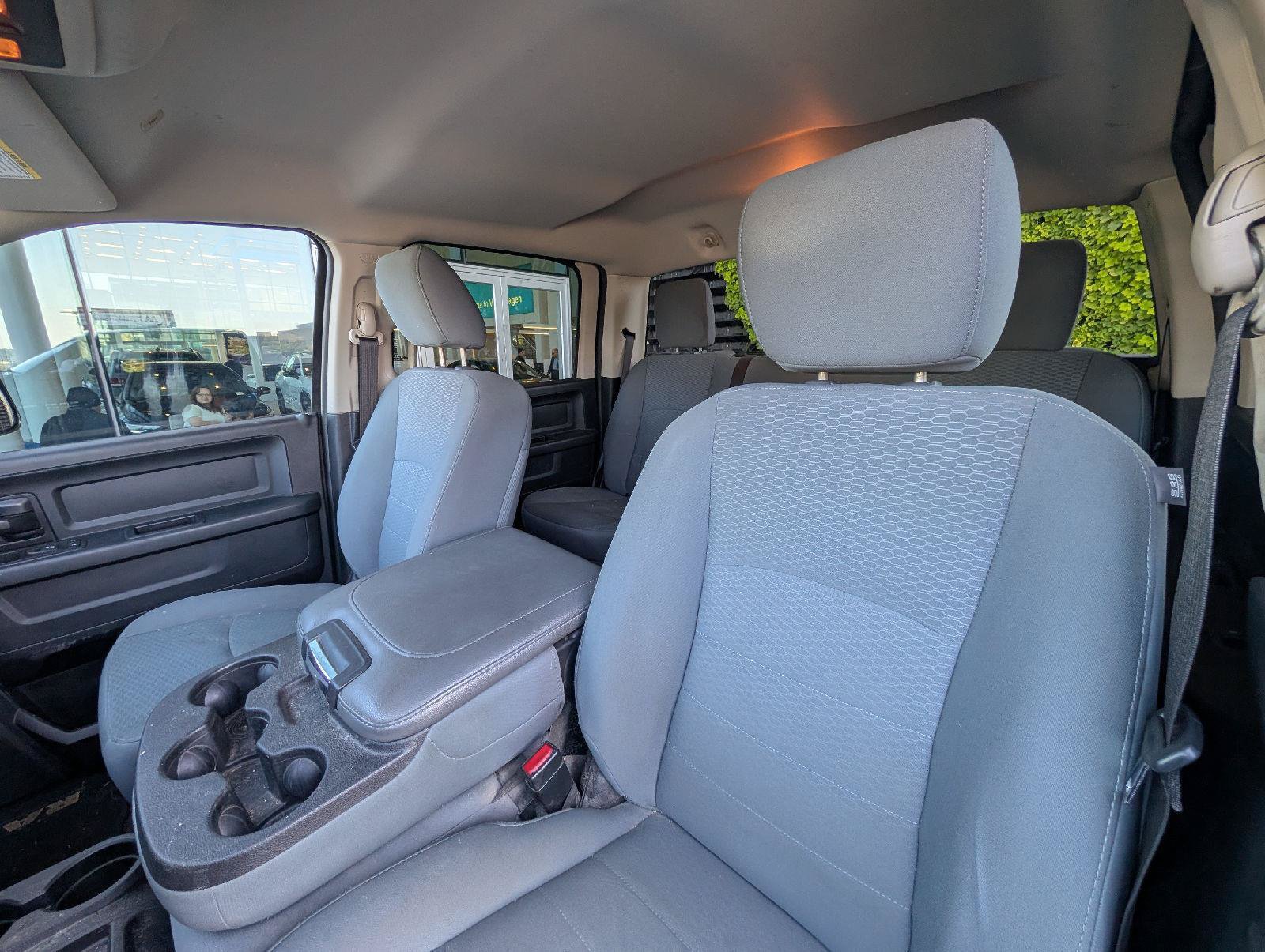Used 2017 RAM 2500 Tradesman w/ Chrome Appearance Group AWD/4WD image 7