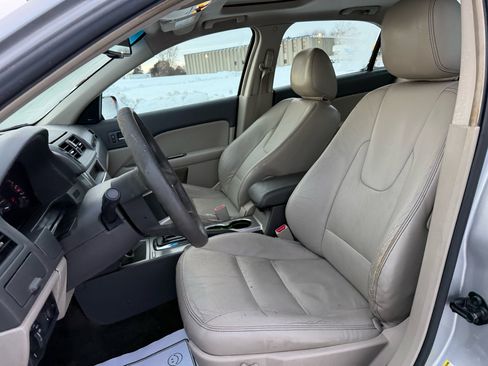 Used 2010 Ford Fusion SEL image 13