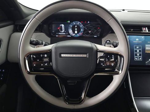 Certified 2026 Land Rover Range Rover Velar Dynamic SE AWD/4WD image 21