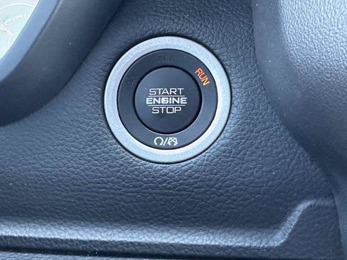 Used 2022 RAM 1500 Big Horn AWD/4WD image 16