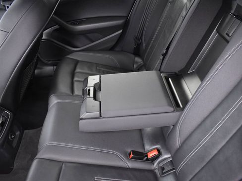 Used 2020 Audi A4 2.0T Premium w/ Convenience Package image 26