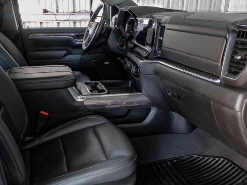 Used 2024 Chevrolet Silverado 2500 LTZ w/ LTZ Plus Package AWD/4WD image 12