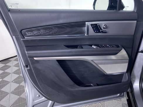 Certified 2026 Cadillac Vistiq Sport w/ LPO, Floor Liner Package AWD/4WD image 11