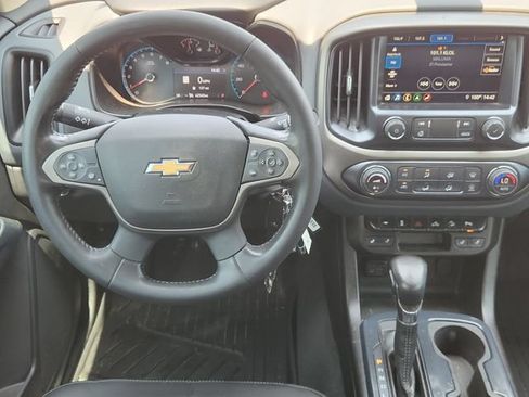 Used 2022 Chevrolet Colorado Z71 w/ Z71 Midnight Edition RWD image 26
