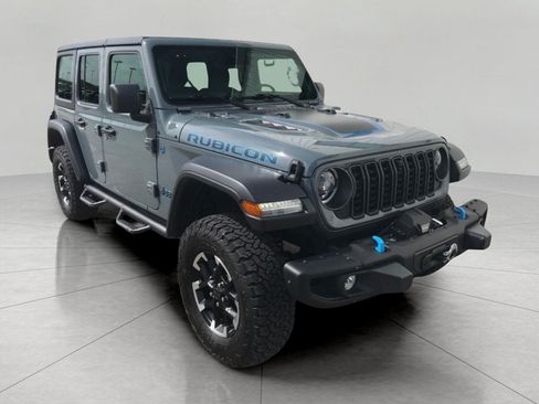 Used 2024 Jeep Wrangler Unlimited Rubicon 4xe w/ Capability Package AWD/4WD image 29