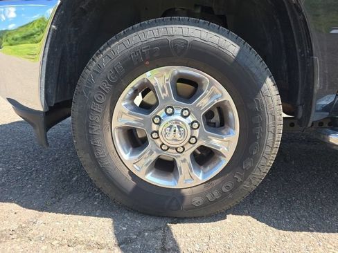 Used 2026 RAM 2500 Big Horn AWD/4WD image 9
