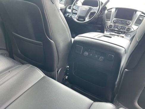Used 2015 Chevrolet Suburban LT AWD/4WD image 19