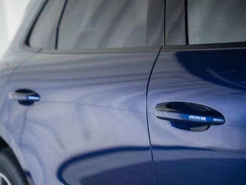 Used 2022 Porsche Macan AWD/4WD image 14