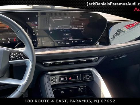 Used 2025 Audi Q5 Premium w/ Convenience Package AWD/4WD image 6