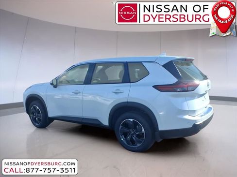 New 2026 Nissan Rogue SV image 5