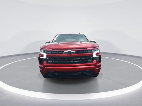 Used 2023 Chevrolet Silverado 1500 RST w/ Z71 Off-Road Package AWD/4WD image 3