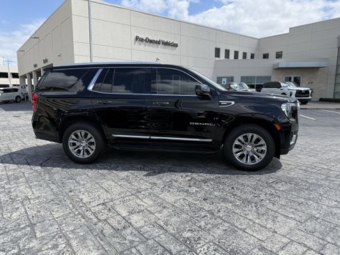 Used 2022 GMC Yukon Denali RWD image 8
