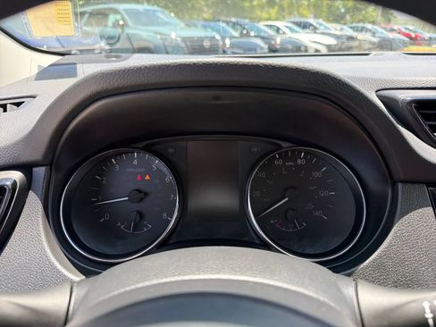 Used 2022 Nissan Rogue Sport S FWD image 21