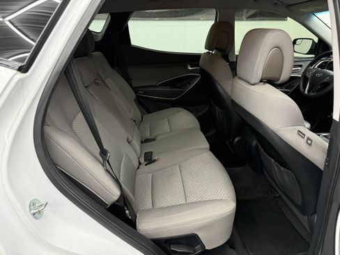 Used 2017 Hyundai Santa Fe Sport AWD/4WD image 9