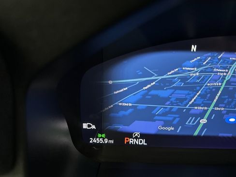 Used 2025 Ford Explorer ST-Line image 15