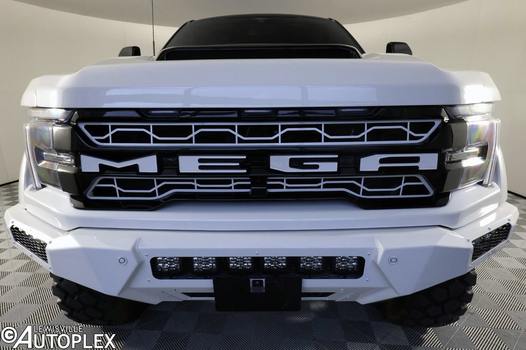 Used 2025 Ford F250 Lariat w/ Lariat Ultimate Package AWD/4WD image 2