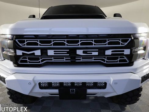 Used 2025 Ford F250 Lariat w/ Lariat Ultimate Package AWD/4WD image 2