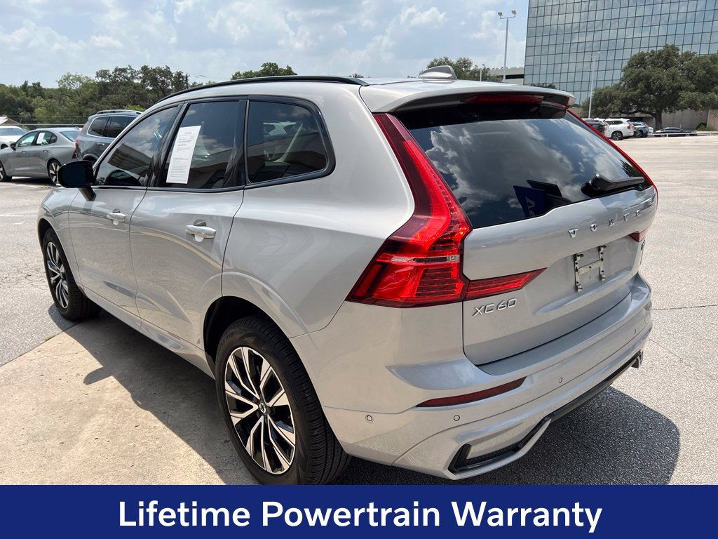 Certified 2024 Volvo XC60 B5 Plus AWD/4WD image 5