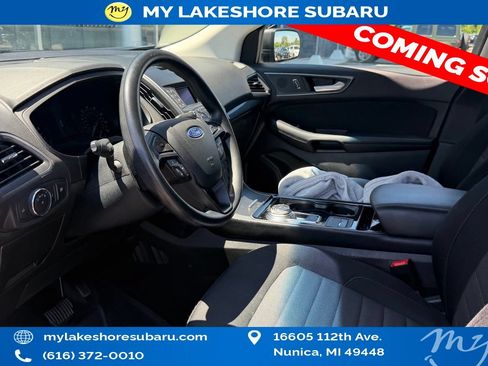 Used 2019 Ford Edge SE FWD image 8