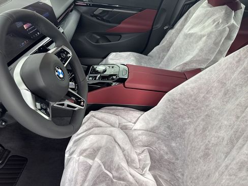 New 2026 BMW 530i xDrive w/ M Sport Package AWD/4WD image 15