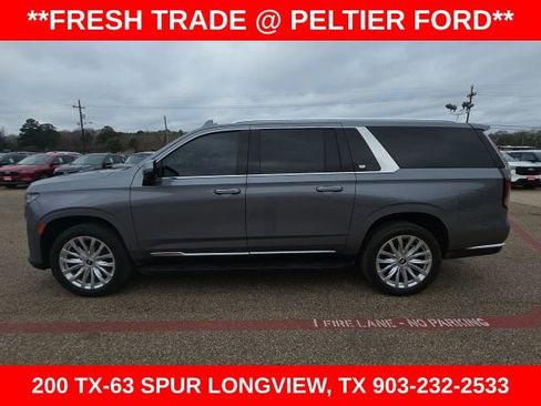 Used 2022 Cadillac Escalade ESV Luxury image 4