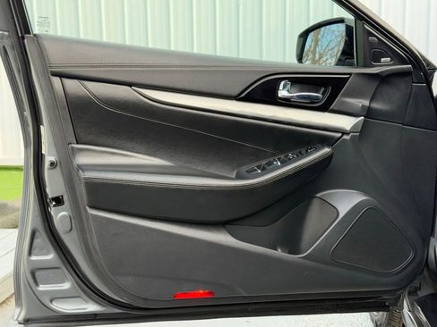 Used 2020 Nissan Maxima 3.5 SL w/ Floor Mat Group image 11