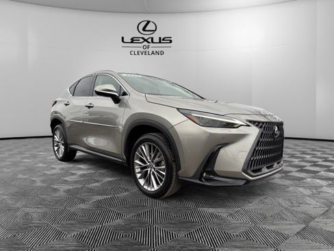 Used 2023 Lexus NX 350 AWD w/ Luxury Package image 2