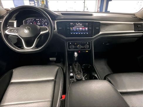 Used 2023 Volkswagen Atlas SE w/ Black Wheel Package AWD/4WD image 22