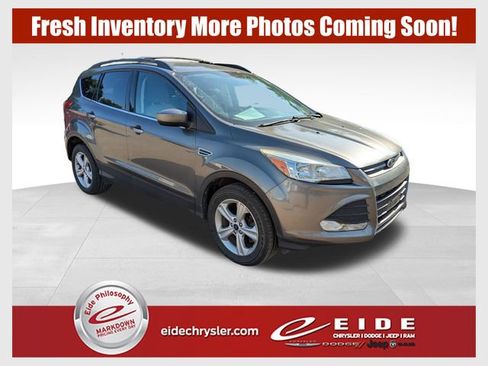 Used 2014 Ford Escape SE w/ Equipment Group 201A AWD/4WD image 1